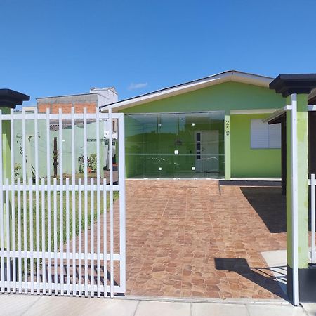 Casa Para Aluguel De Veraneio Em טורס מראה חיצוני תמונה
